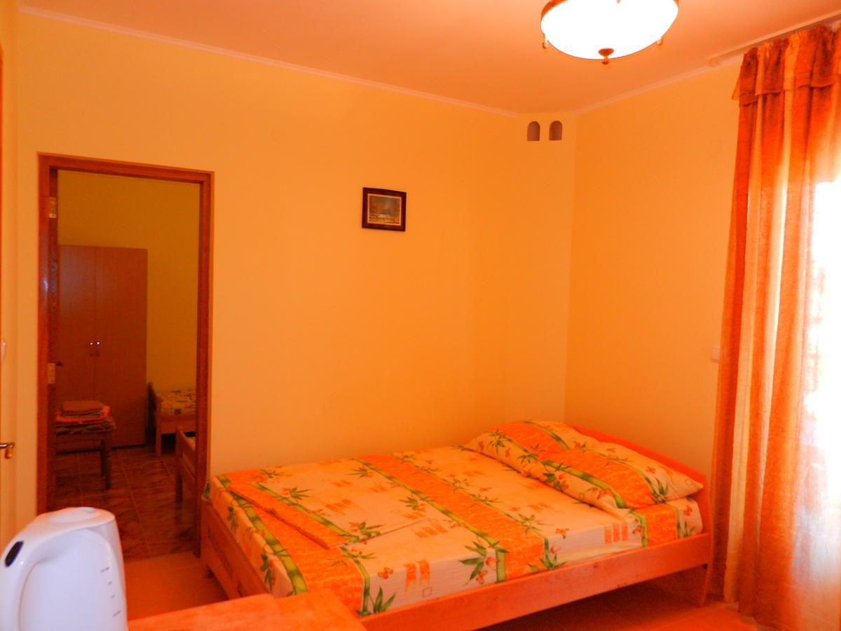 Guest House Villa Leonardo Herceg Novi Eksteriør bilde